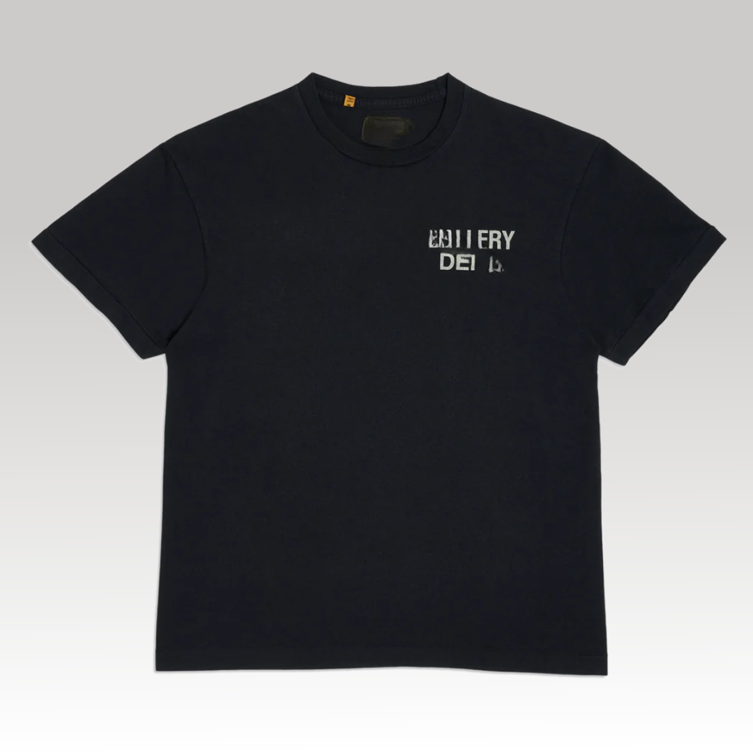 Souvenier Tee